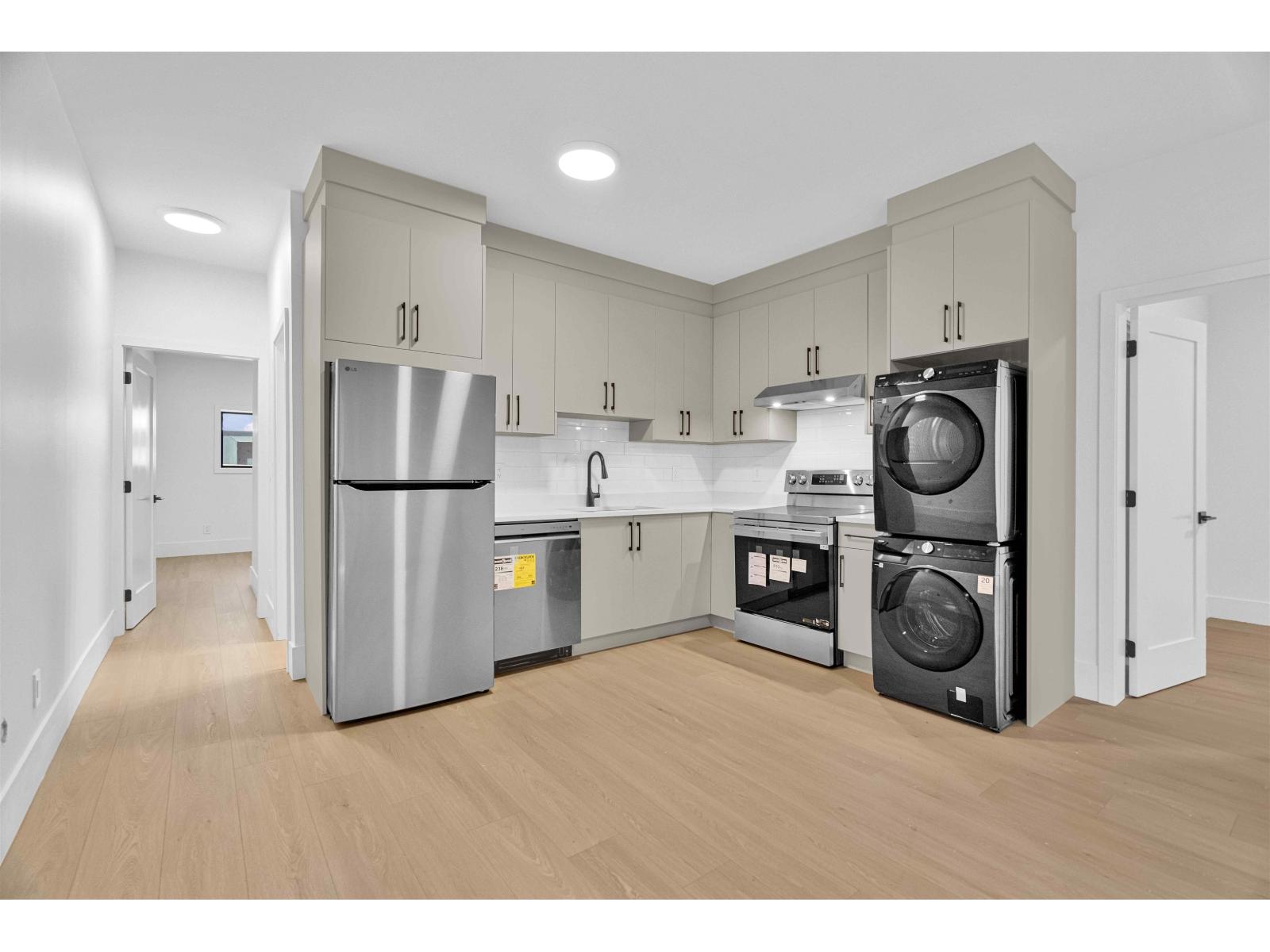 15636 23a Avenue Property Photo 33