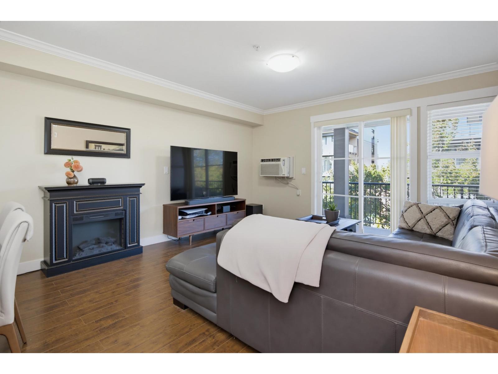 313 17769 57 Avenue Property Photo 16