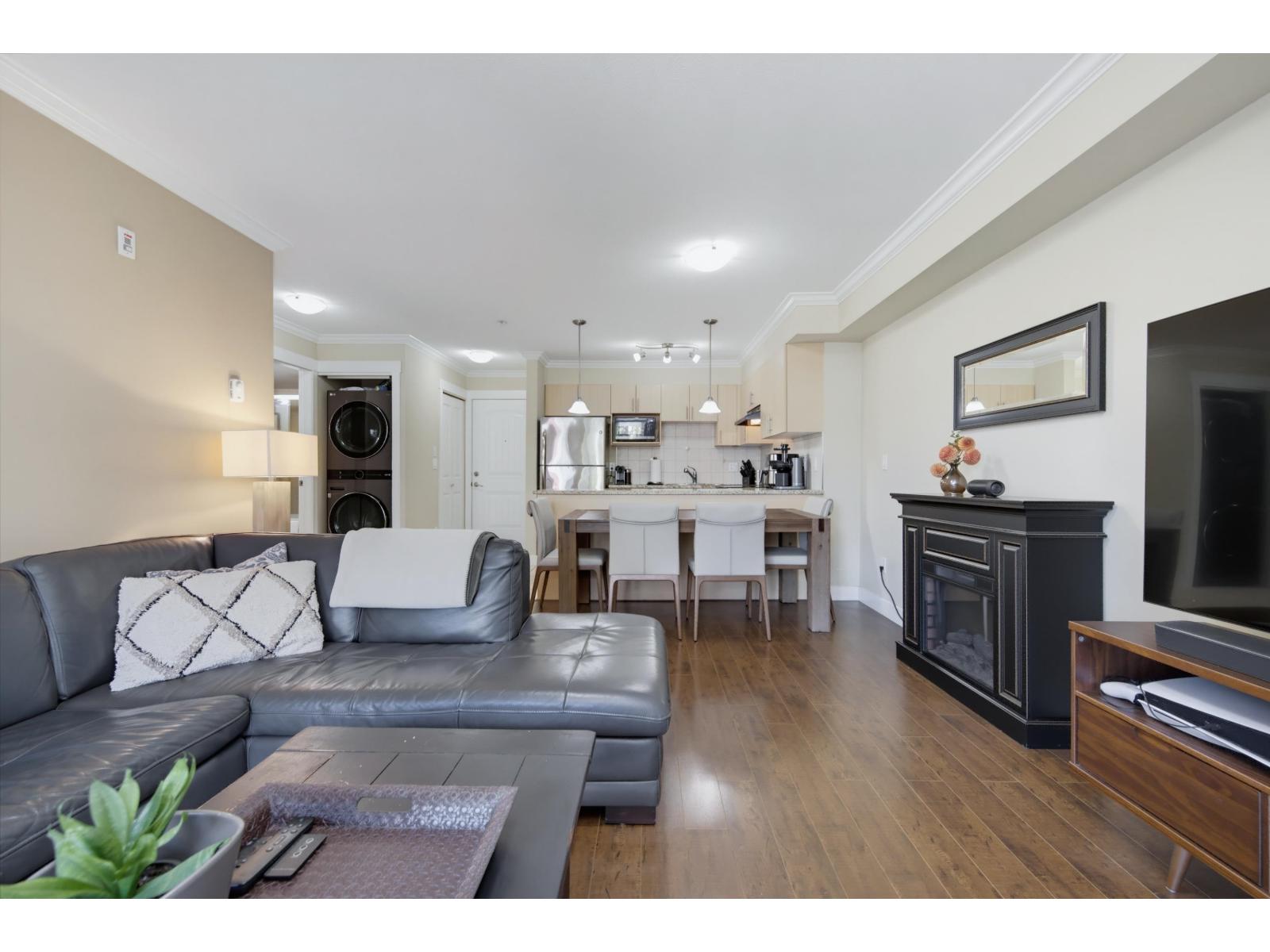 313 17769 57 Avenue Property Photo 18