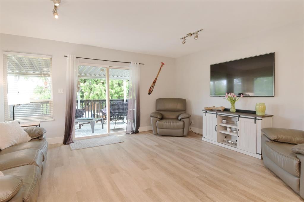 20535 98 Avenue Property Photo 11