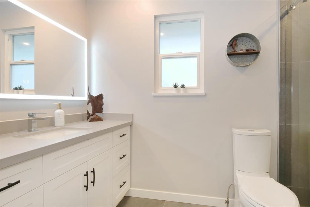 20535 98 Avenue Property Photo 15