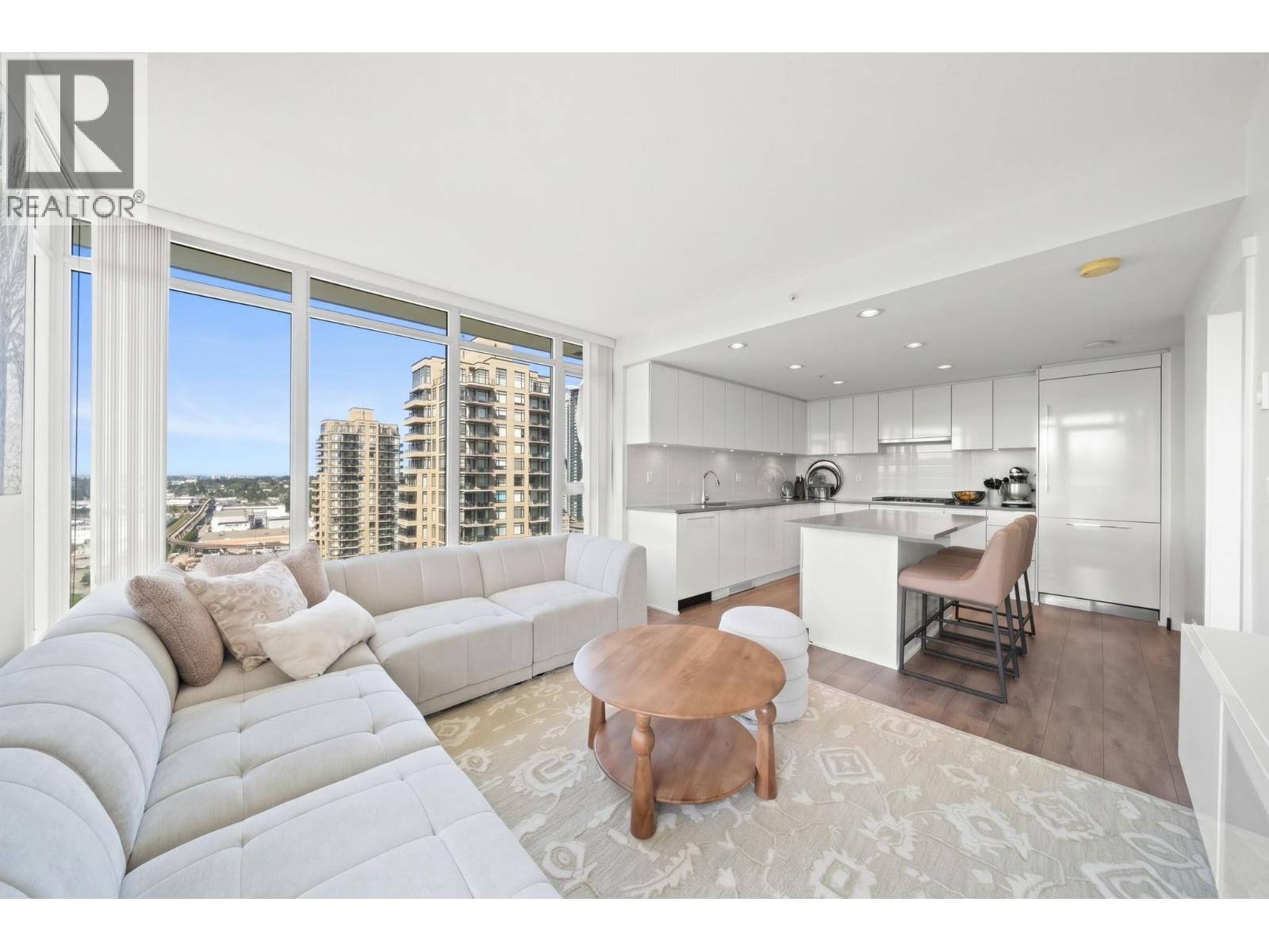 2503 2388 Madison Avenue Property Photo 3