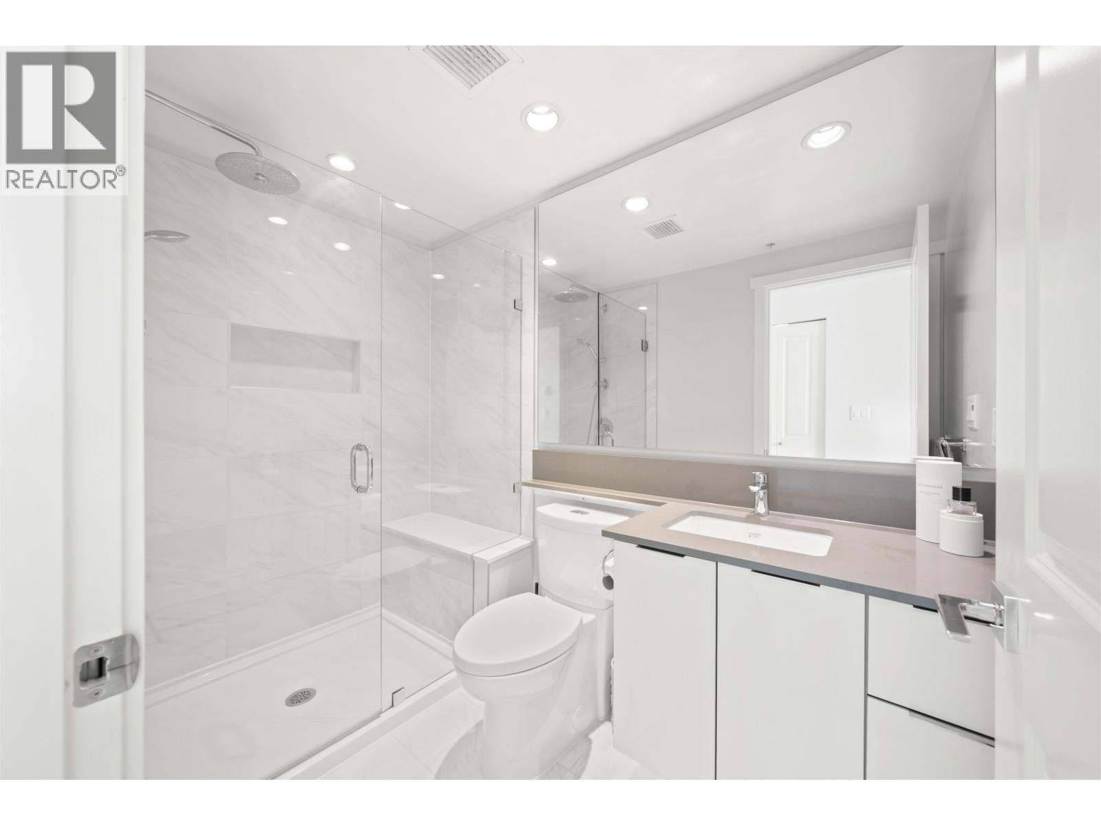 2503 2388 Madison Avenue Property Photo 15