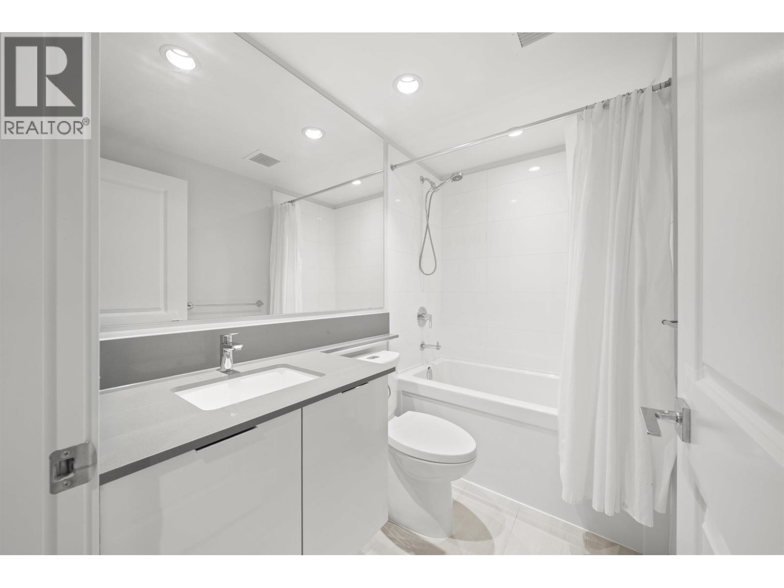 2503 2388 Madison Avenue Property Photo 17