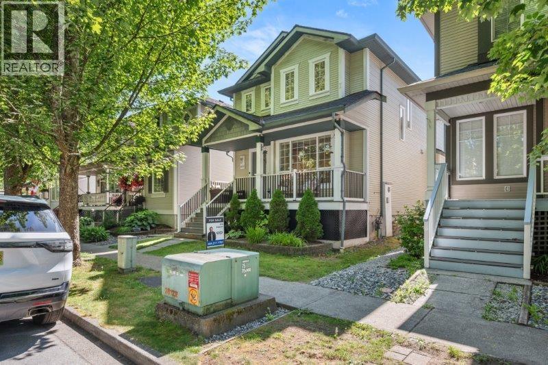 10091 243rd Street Property Photo 4