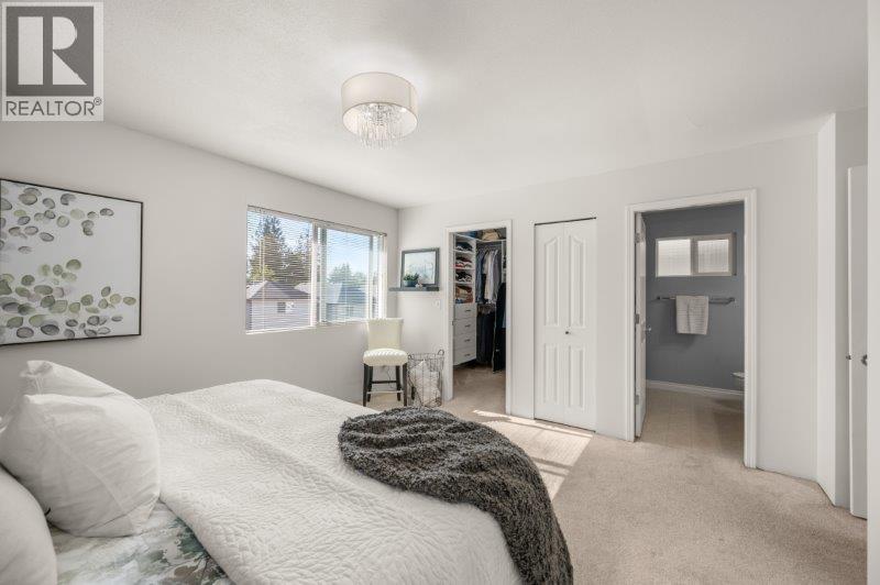 10091 243rd Street Property Photo 21