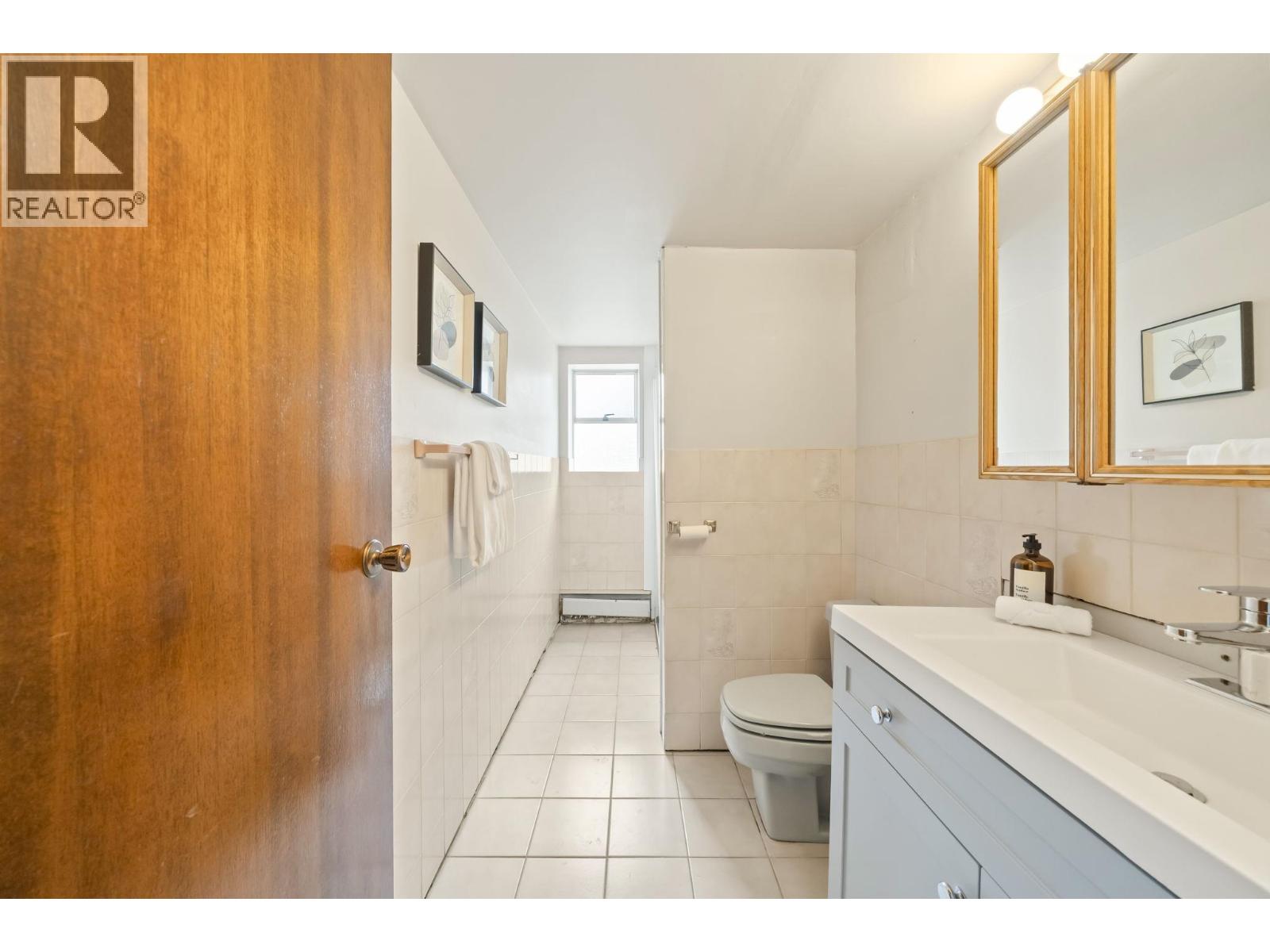 4264 Parker Street Property Photo 15