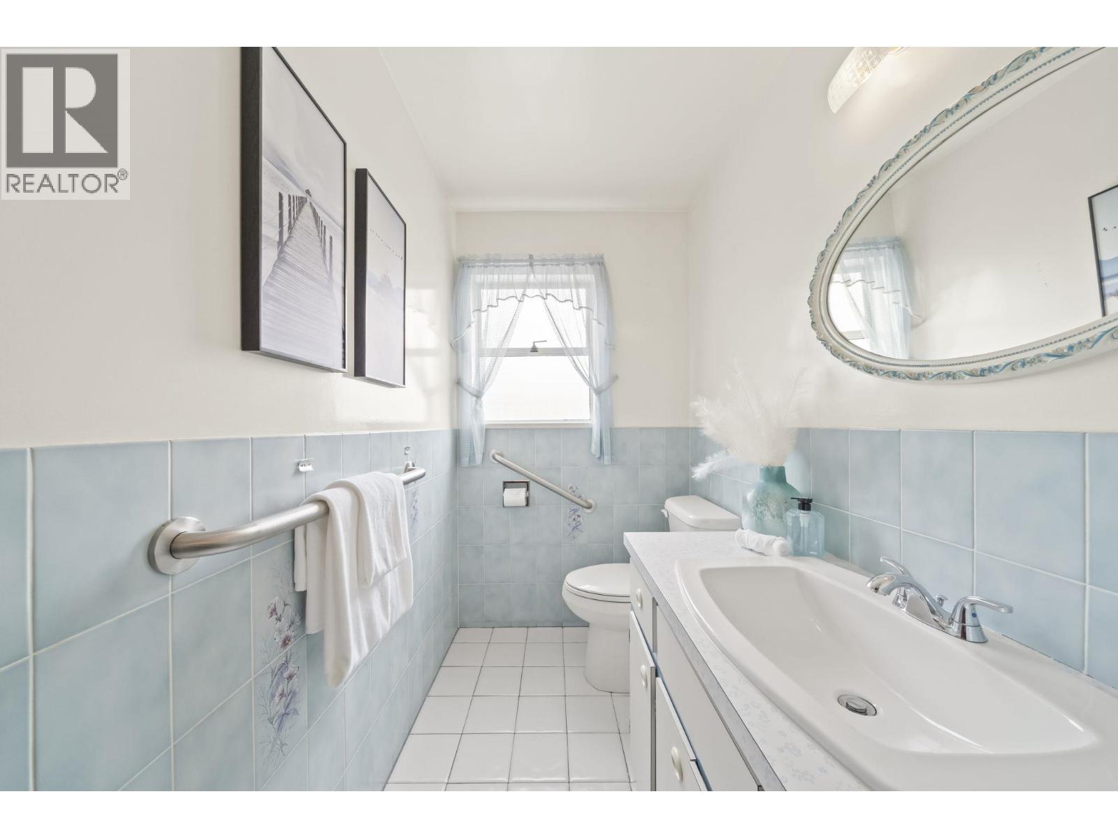 4264 Parker Street Property Photo 29