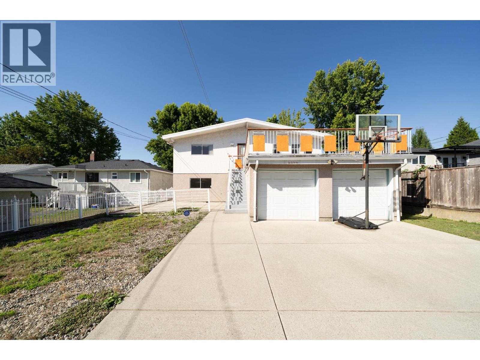 4264 Parker Street Property Photo 36