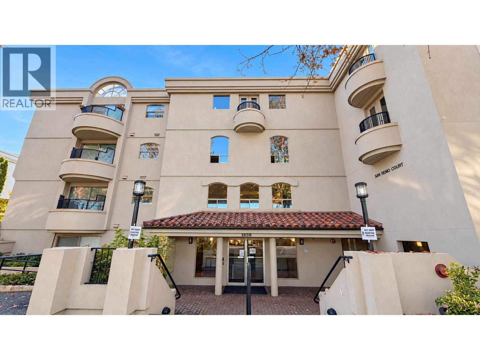 306 1859 Spyglass Place Property Photo 4
