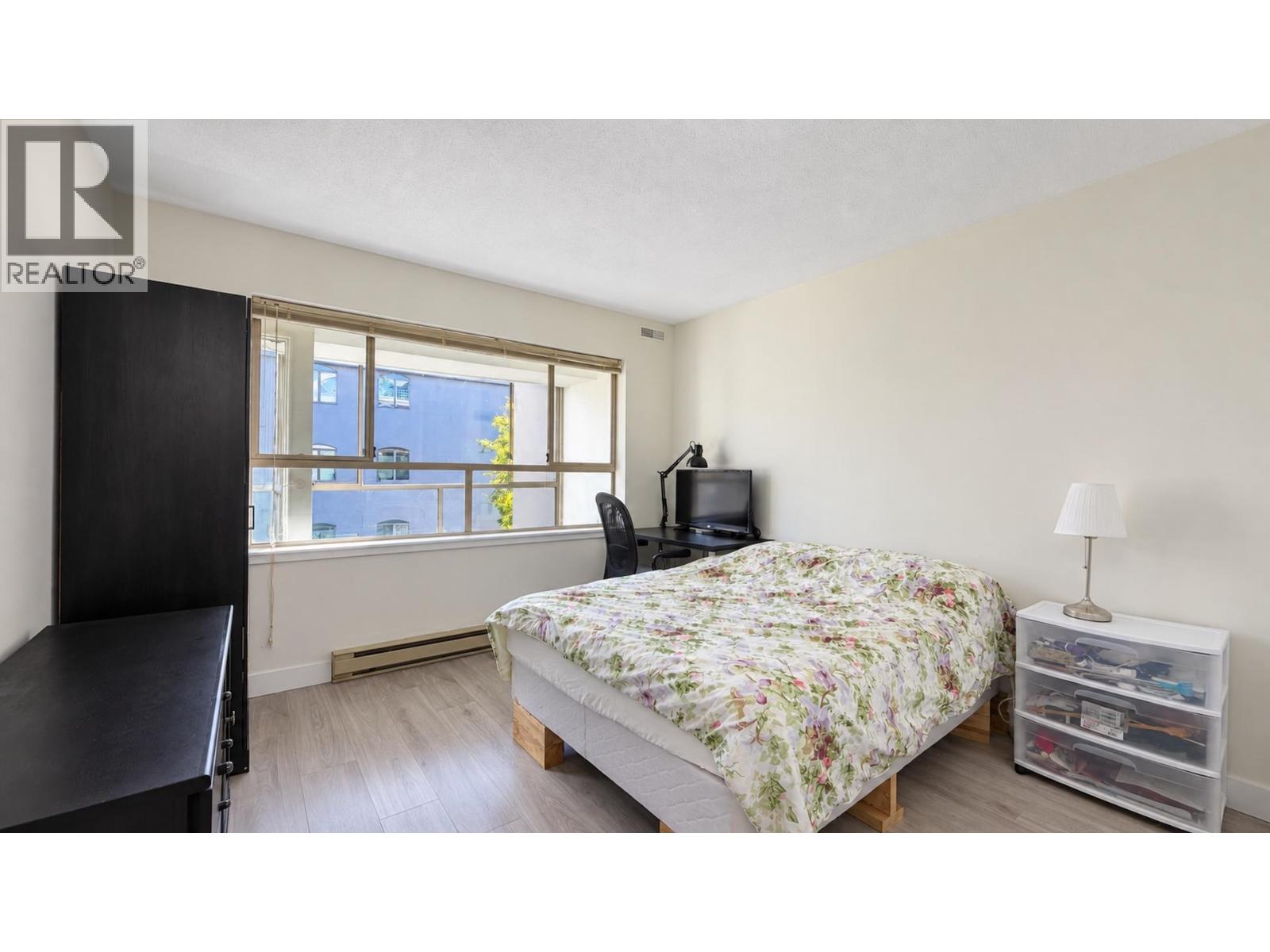 306 1859 Spyglass Place Property Photo 12