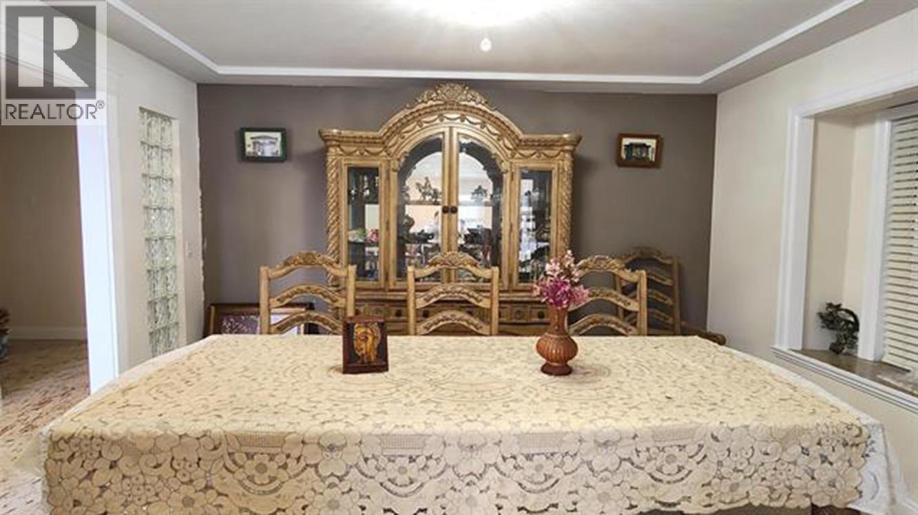 8675 Armstrong Avenue Property Photo 12