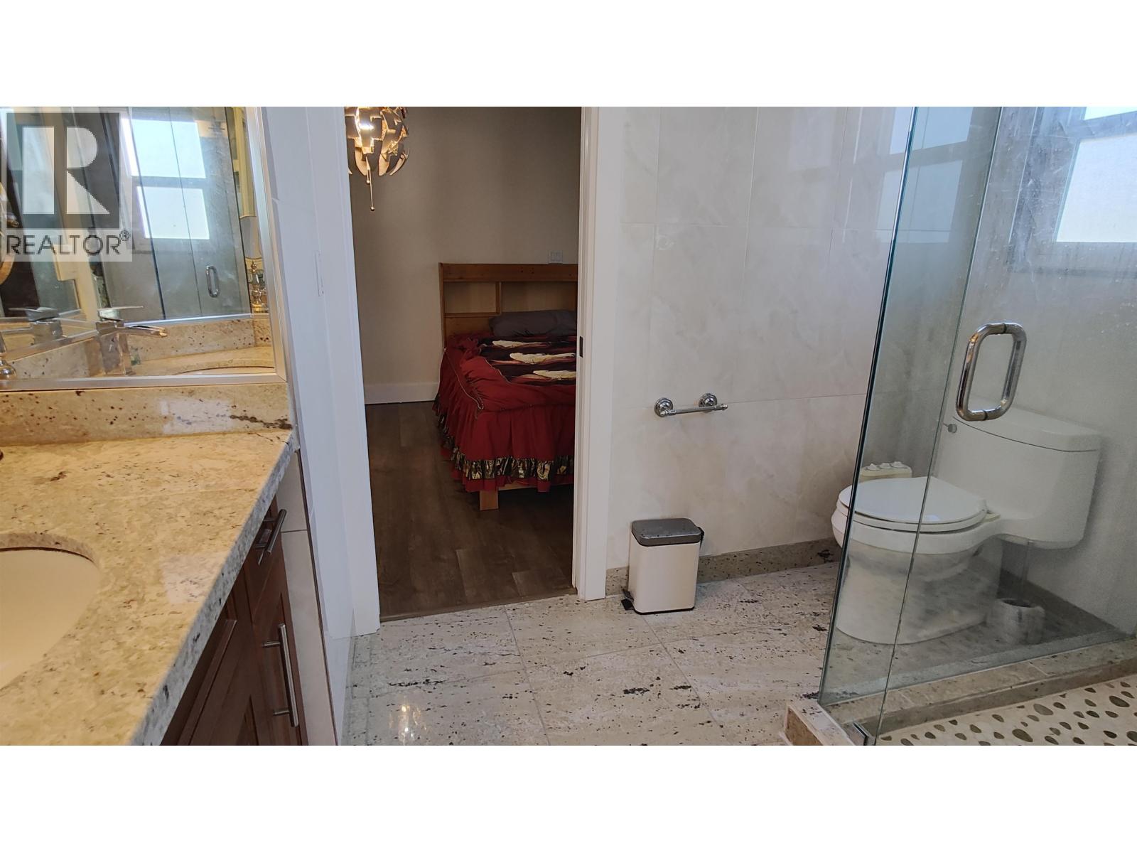 8675 Armstrong Avenue Property Photo 24