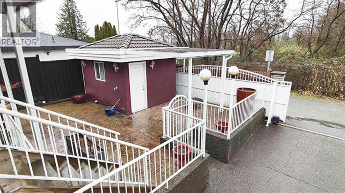 8675 Armstrong Avenue Property Photo 39