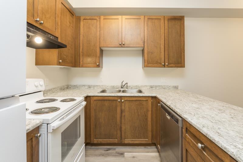 103 13277 108th Avenue Property Photo 7