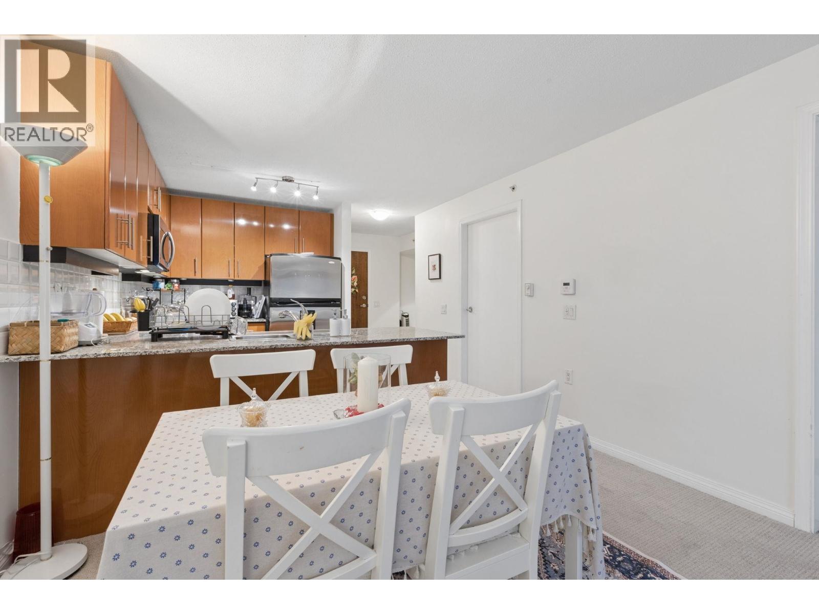 607 188 E Esplanade Property Photo 14
