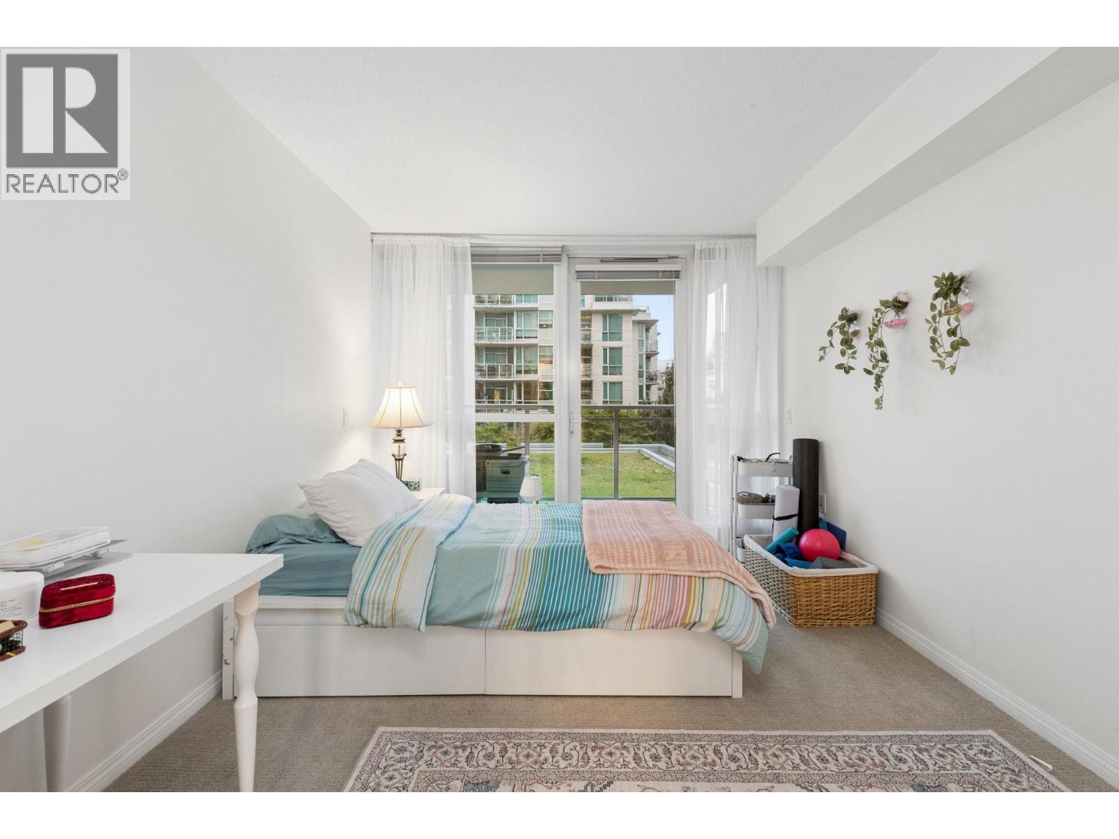 607 188 E Esplanade Property Photo 21