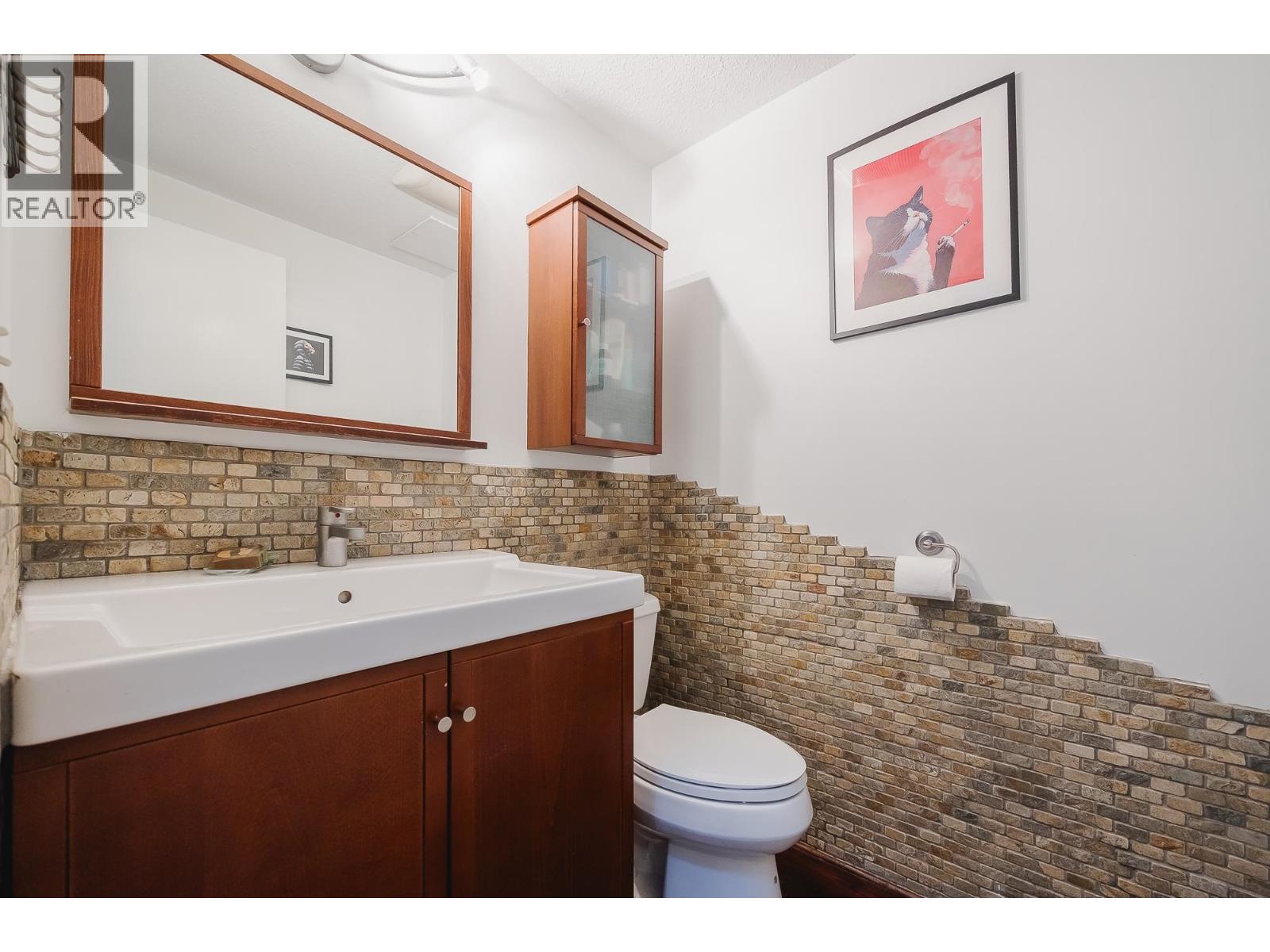 37 6245 Sheridan Road Property Photo 3