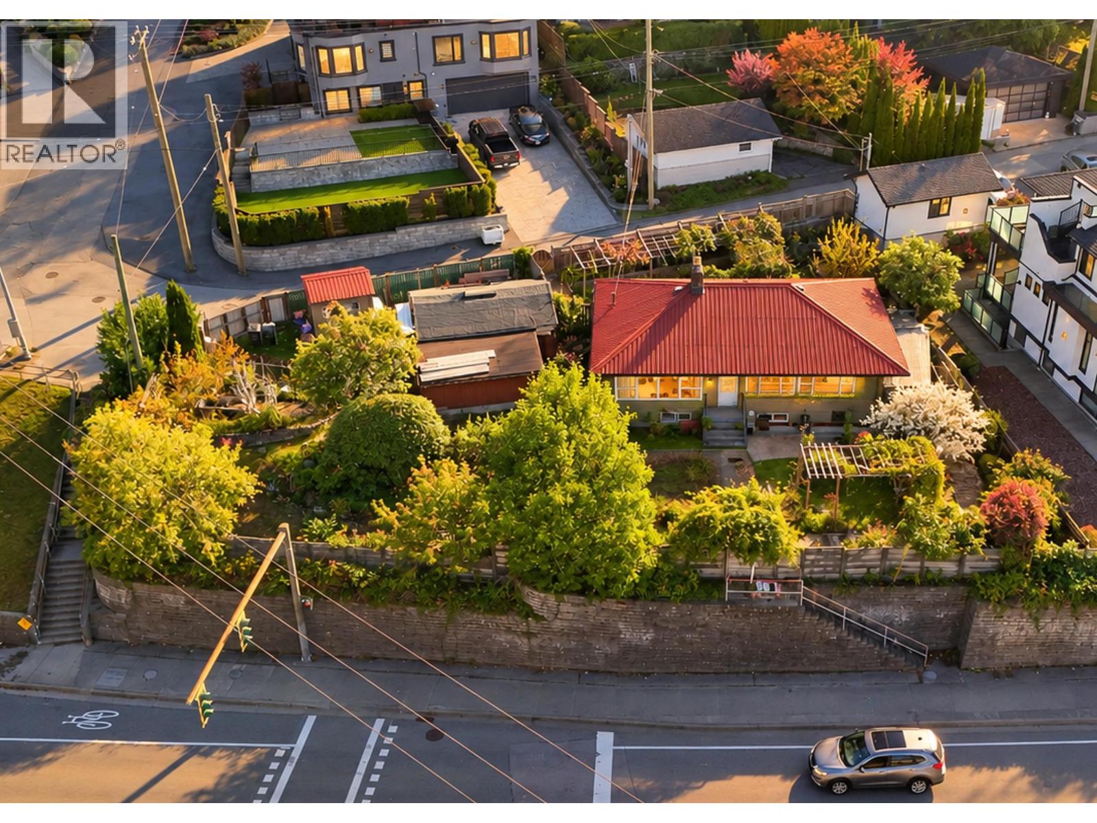 7288 Inlet Drive Property Photo 28