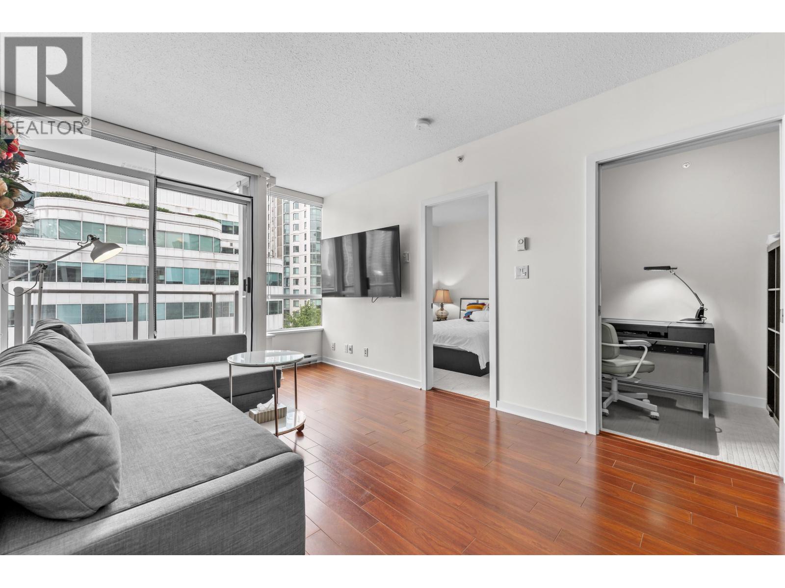 808 821 Cambie Street Property Photo 3