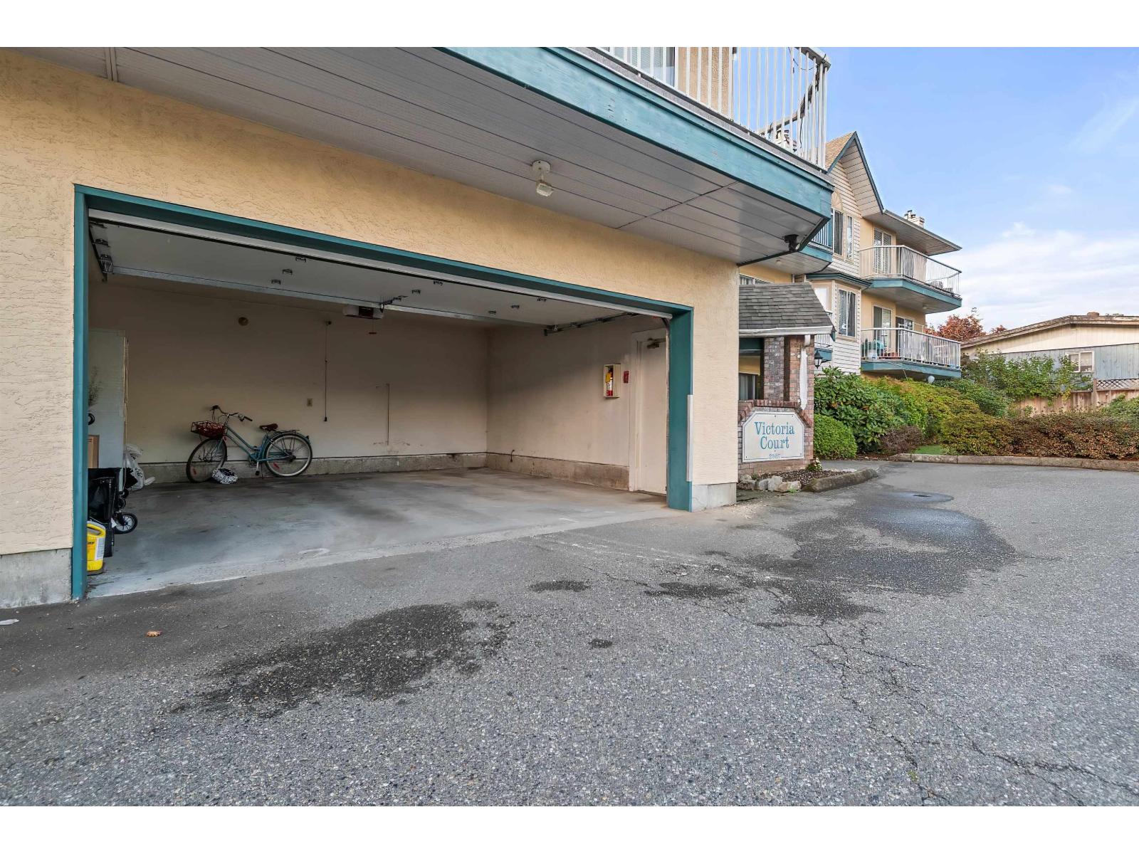 209 2567 Victoria Street Property Photo 3