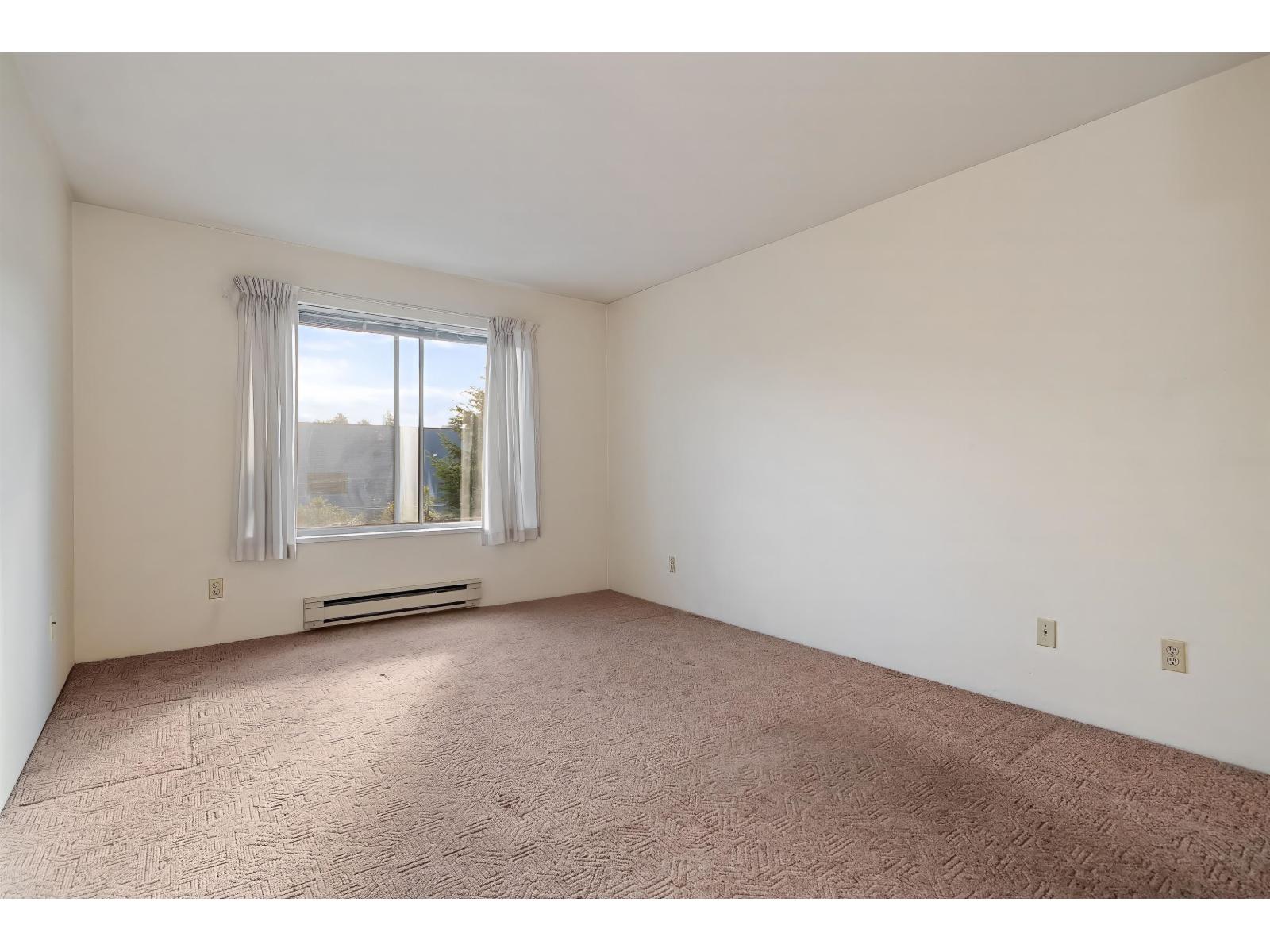 209 2567 Victoria Street Property Photo 12