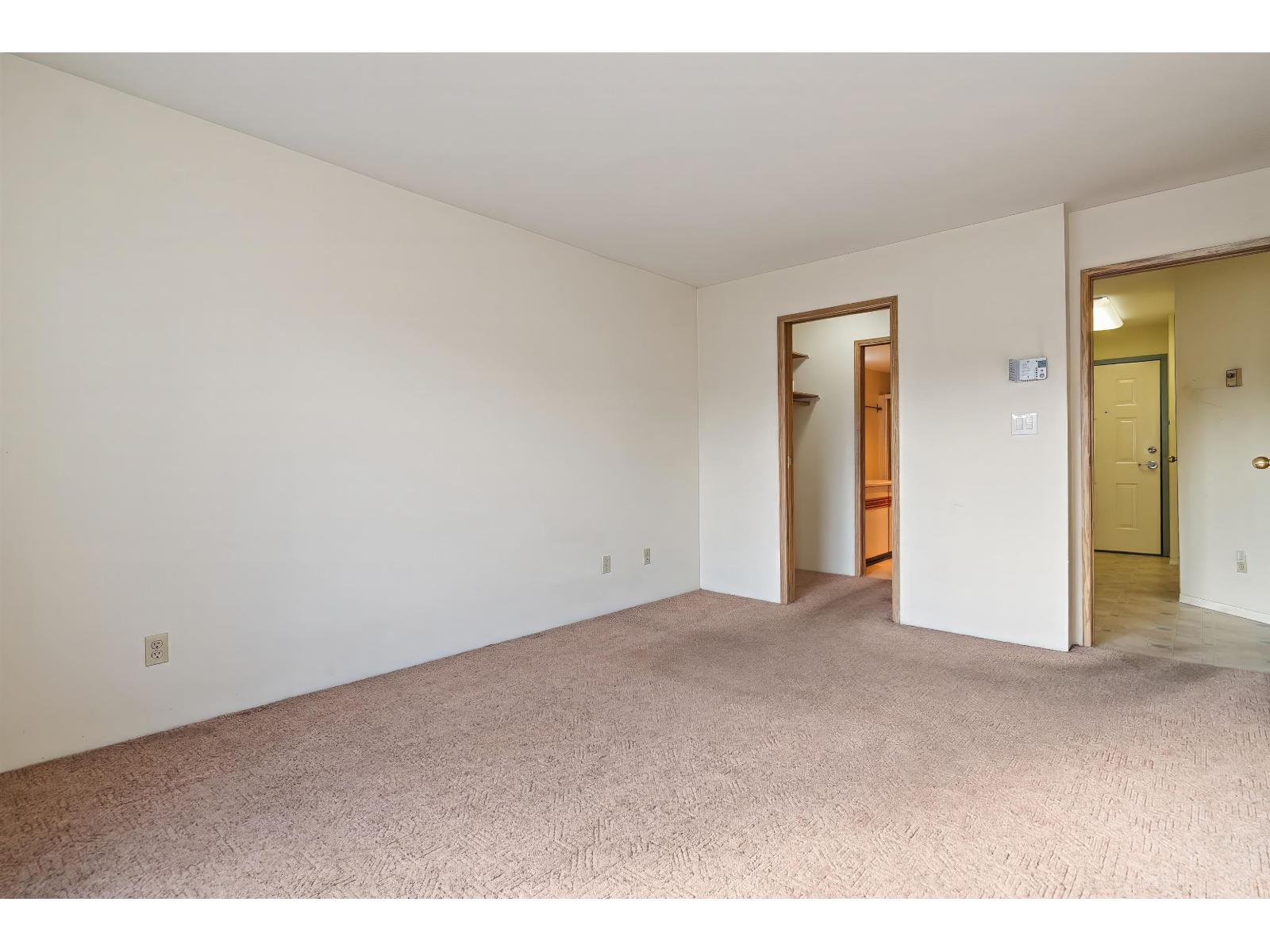209 2567 Victoria Street Property Photo 14