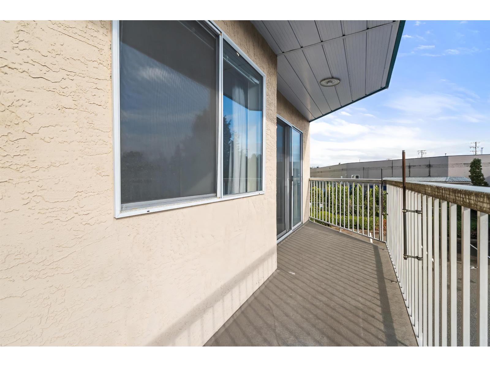 209 2567 Victoria Street Property Photo 22
