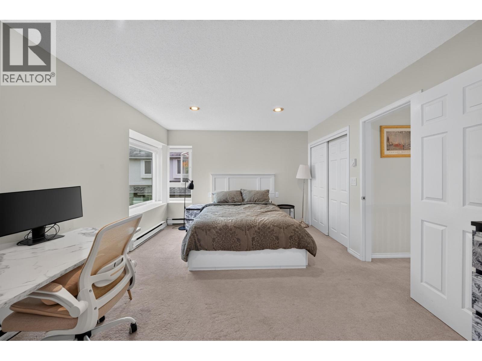 6 5111 Maple Road Property Photo 13