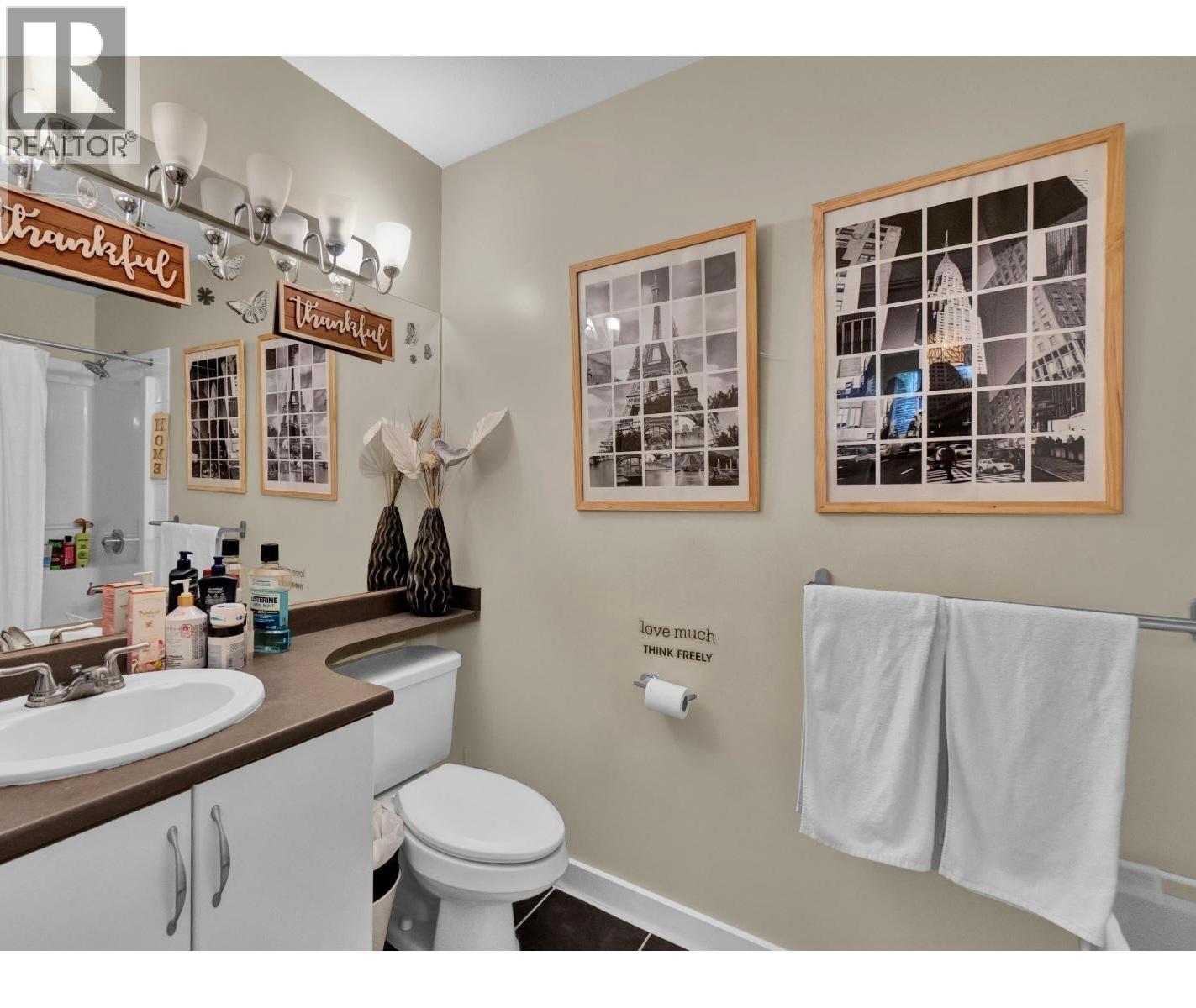 111 160 Shoreline Circle Property Photo 7