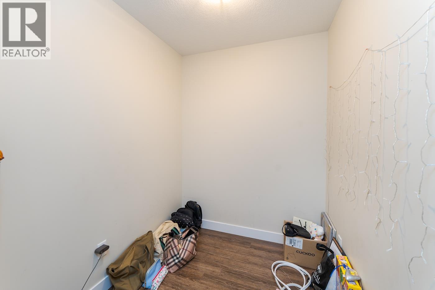 212 467 Tabor Boulevard Property Photo 9