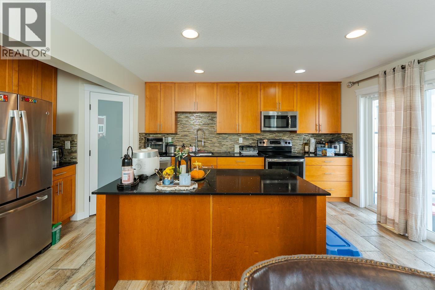 212 467 Tabor Boulevard Property Photo 16