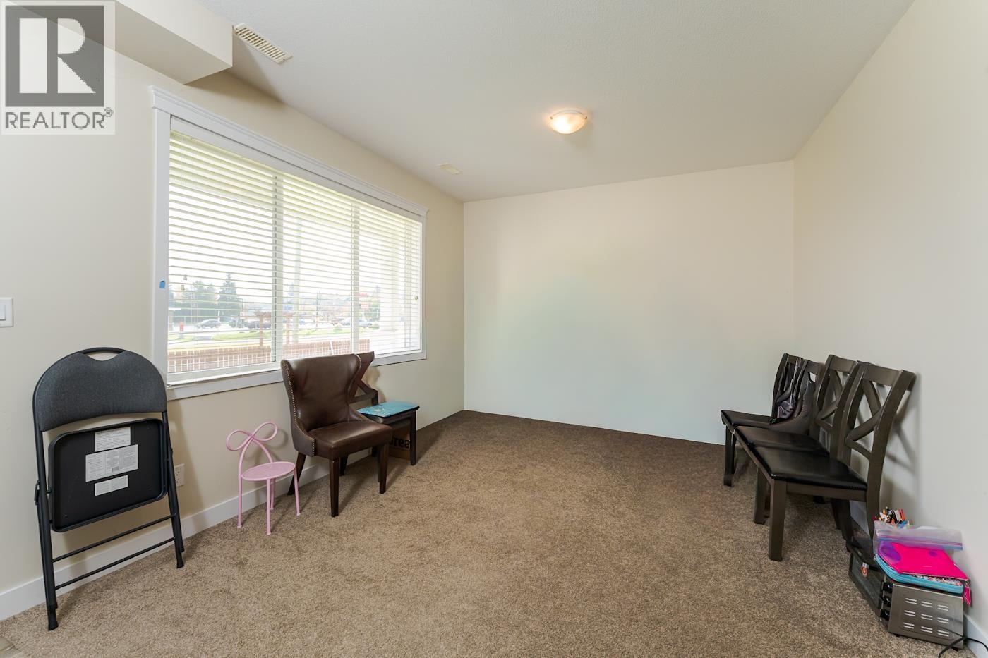 212 467 Tabor Boulevard Property Photo 31