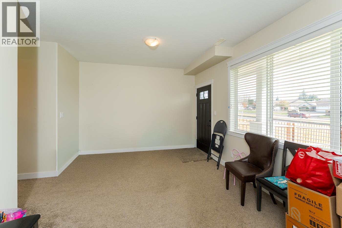 212 467 Tabor Boulevard Property Photo 32