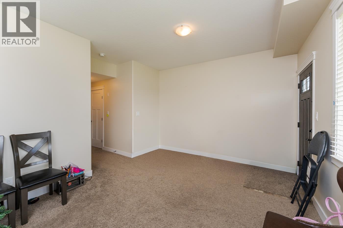 212 467 Tabor Boulevard Property Photo 33