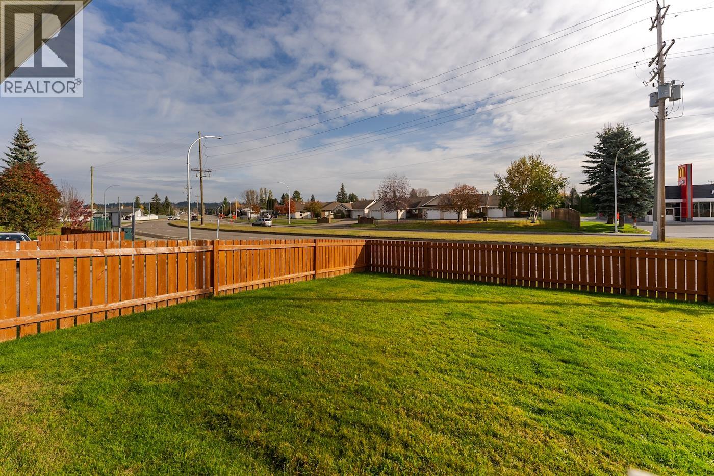 212 467 Tabor Boulevard Property Photo 36