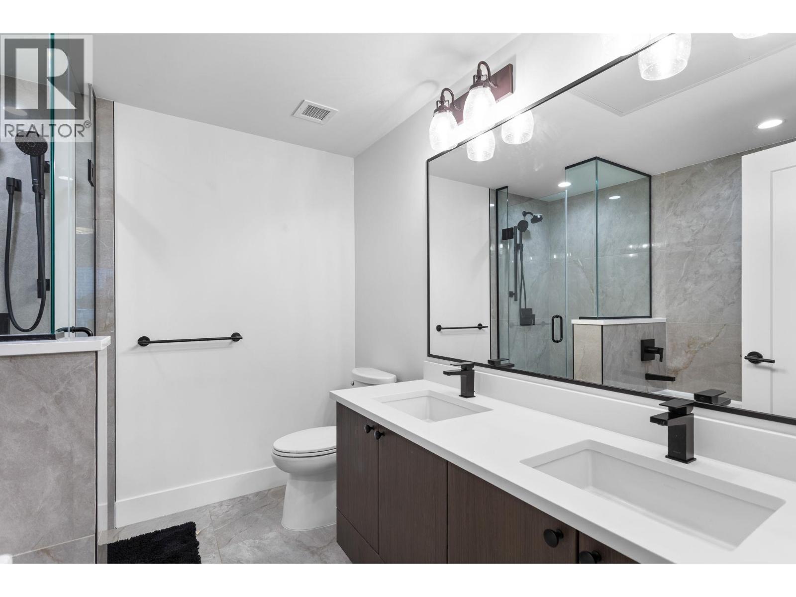 306 22226 Brown Avenue Property Photo 15