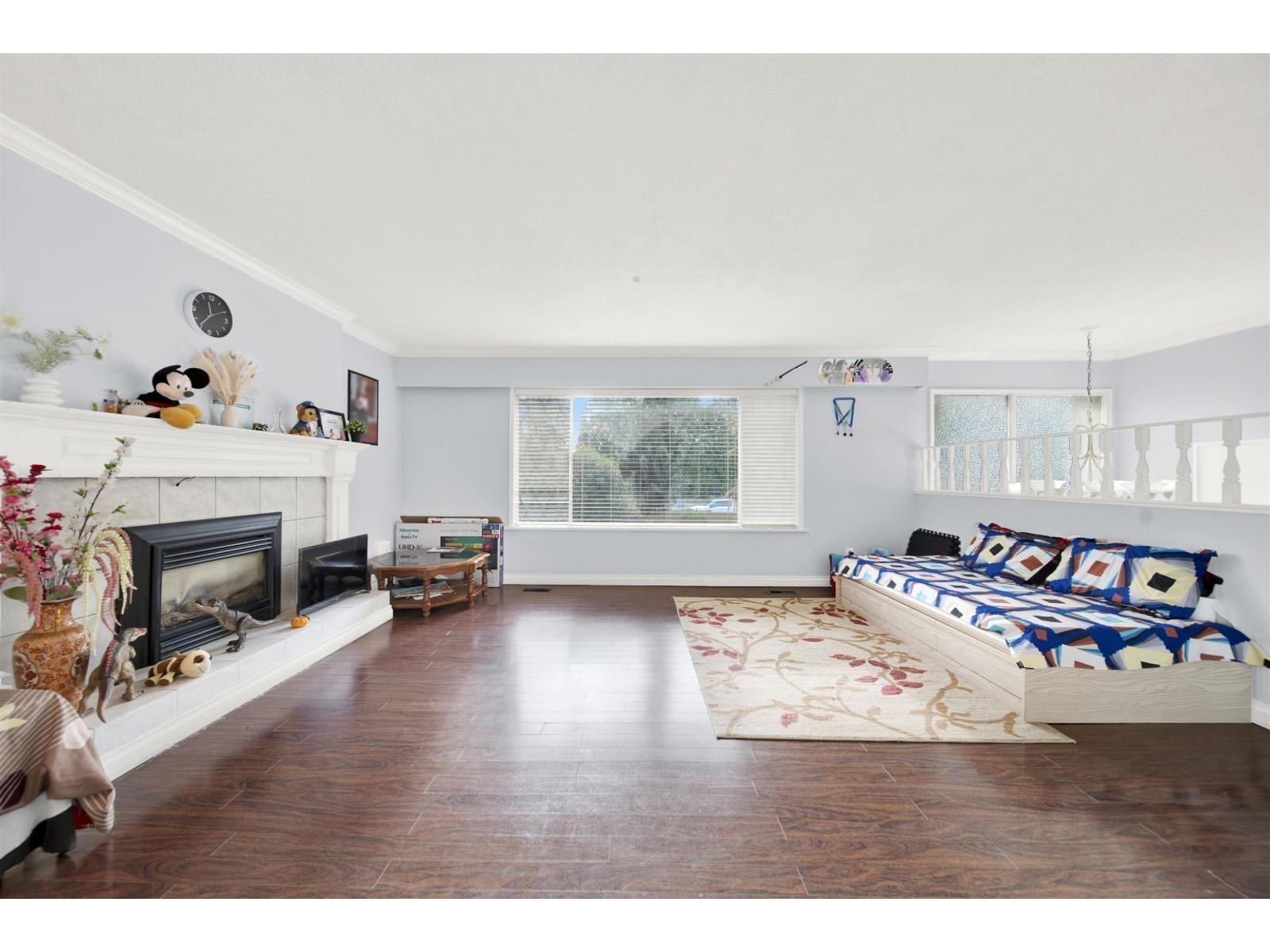12627 58 Avenue Property Photo 2