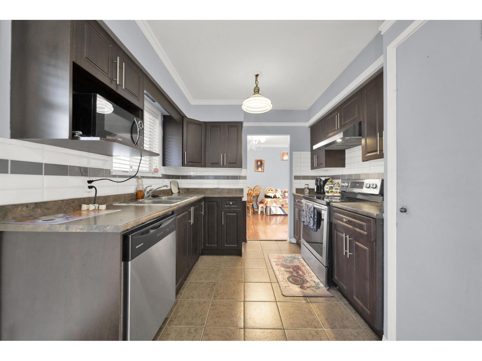 12627 58 Avenue Property Photo 16