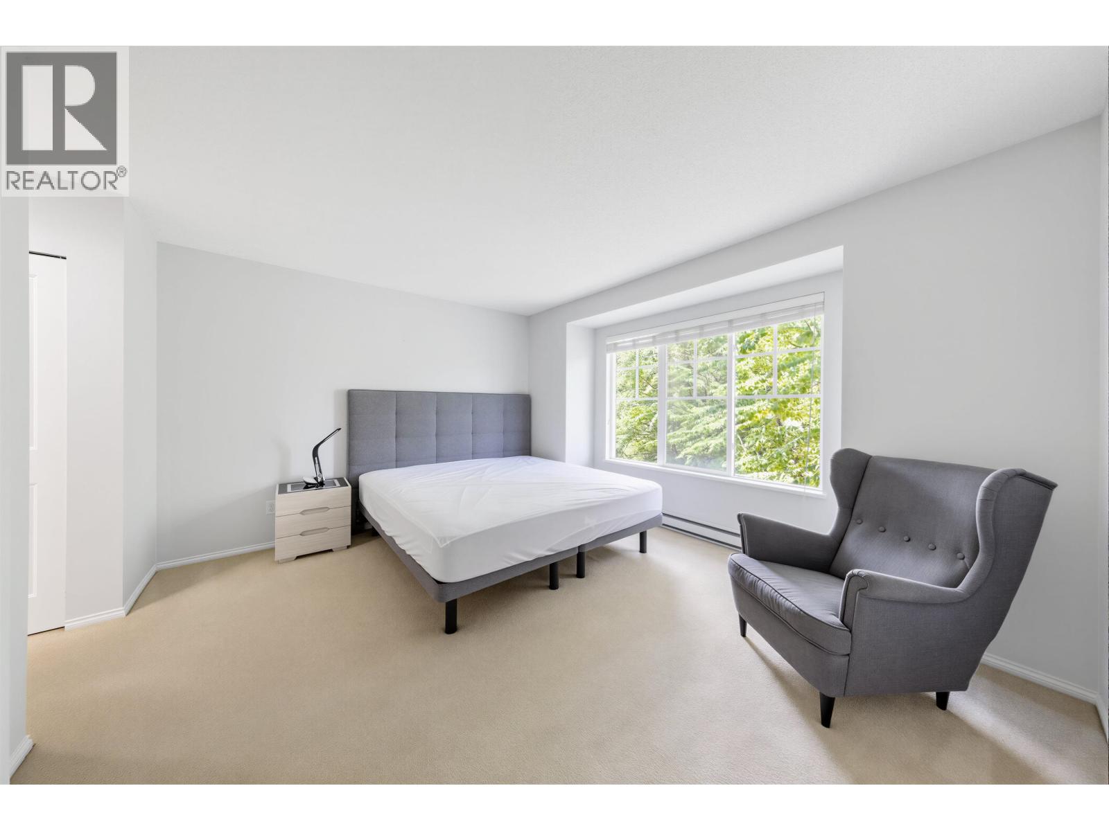 44 7233 Heather Street Property Photo 16