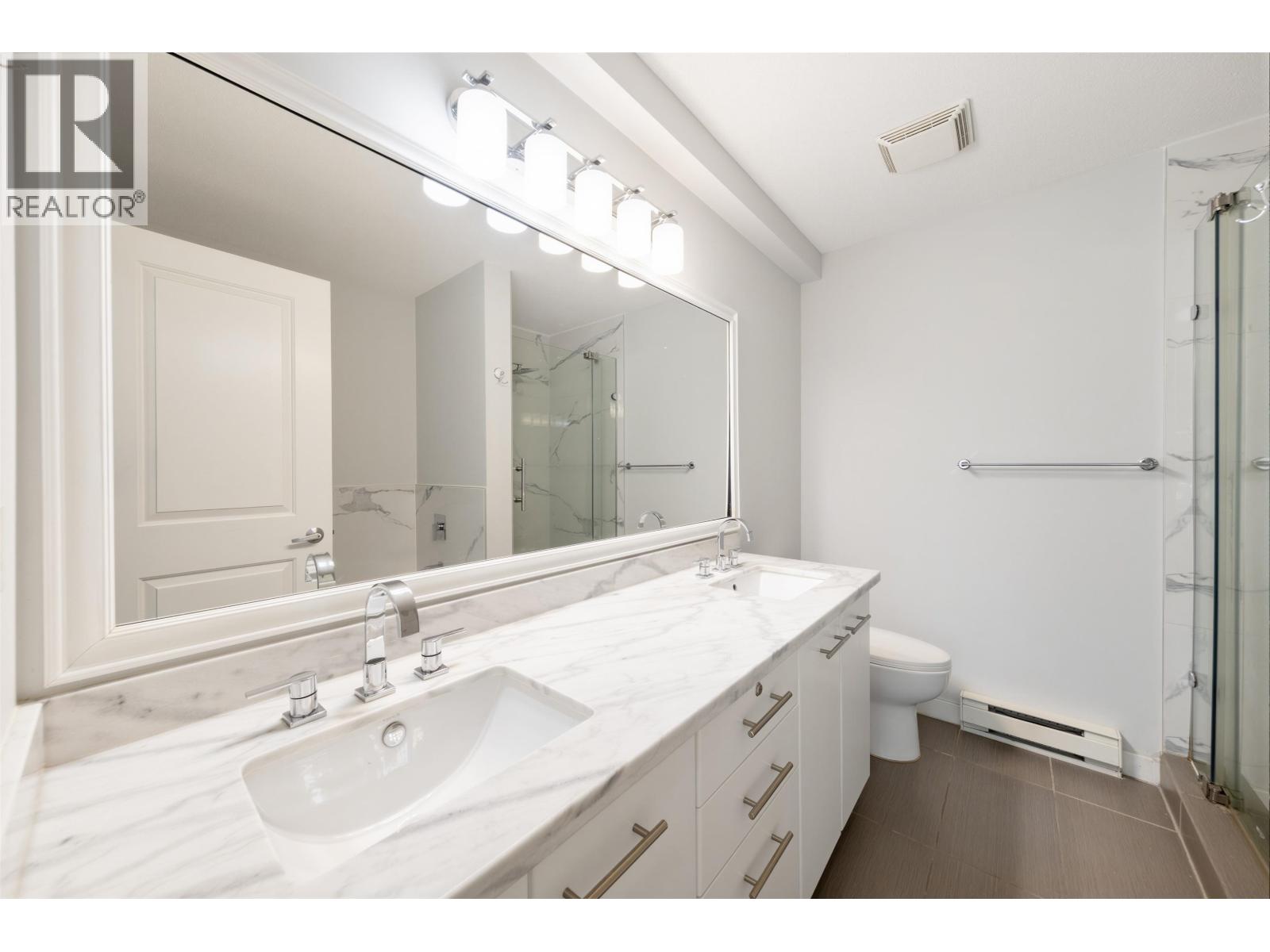 44 7233 Heather Street Property Photo 18