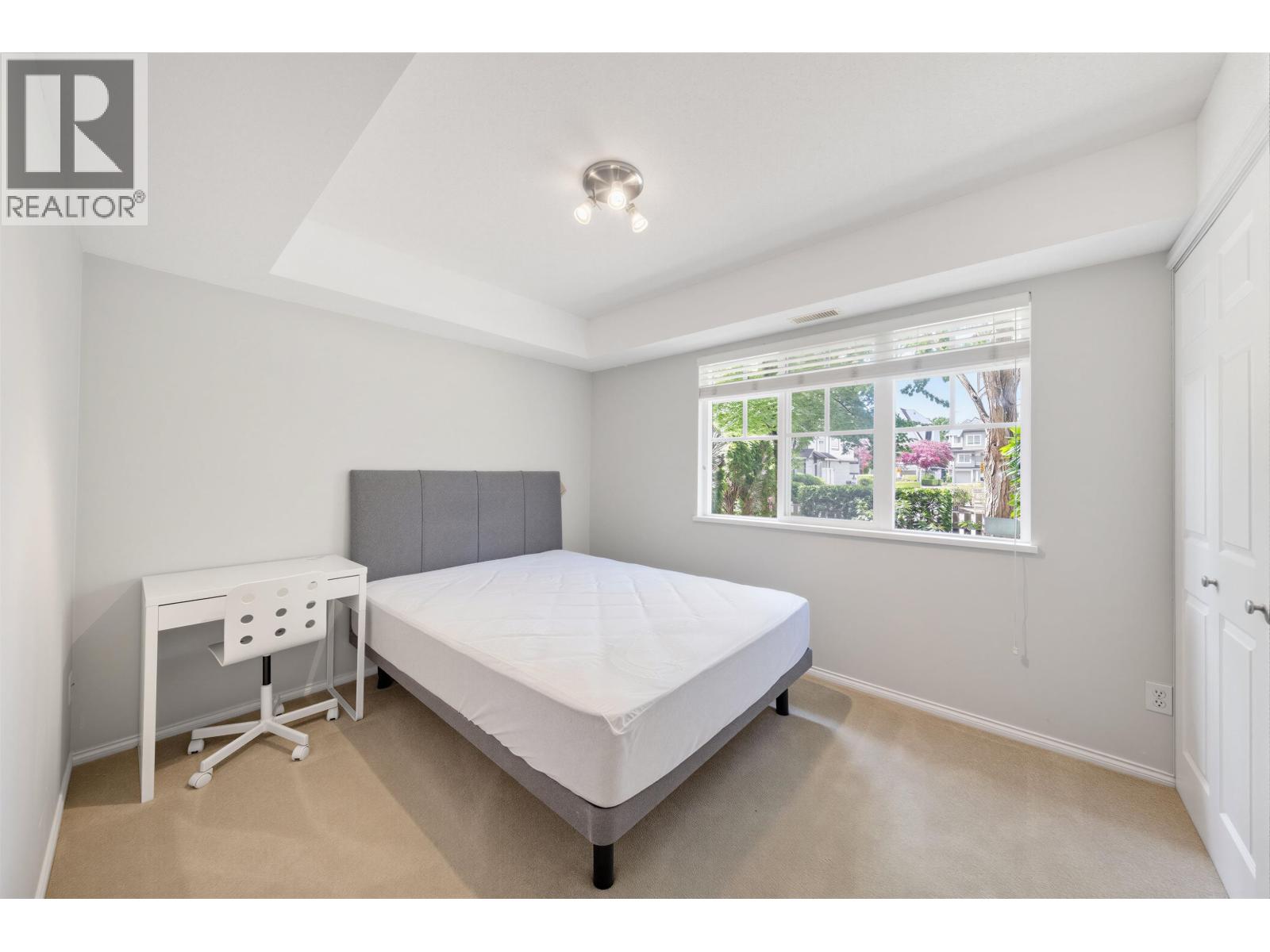 44 7233 Heather Street Property Photo 27