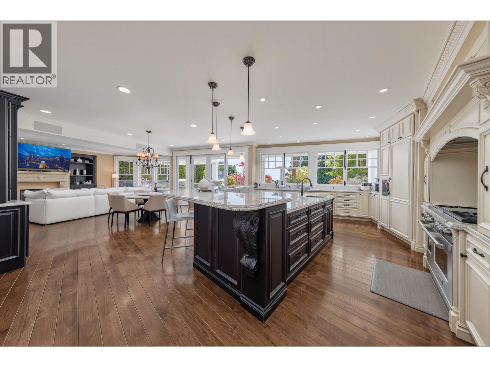 2956 Palmerston Avenue Property Photo 13