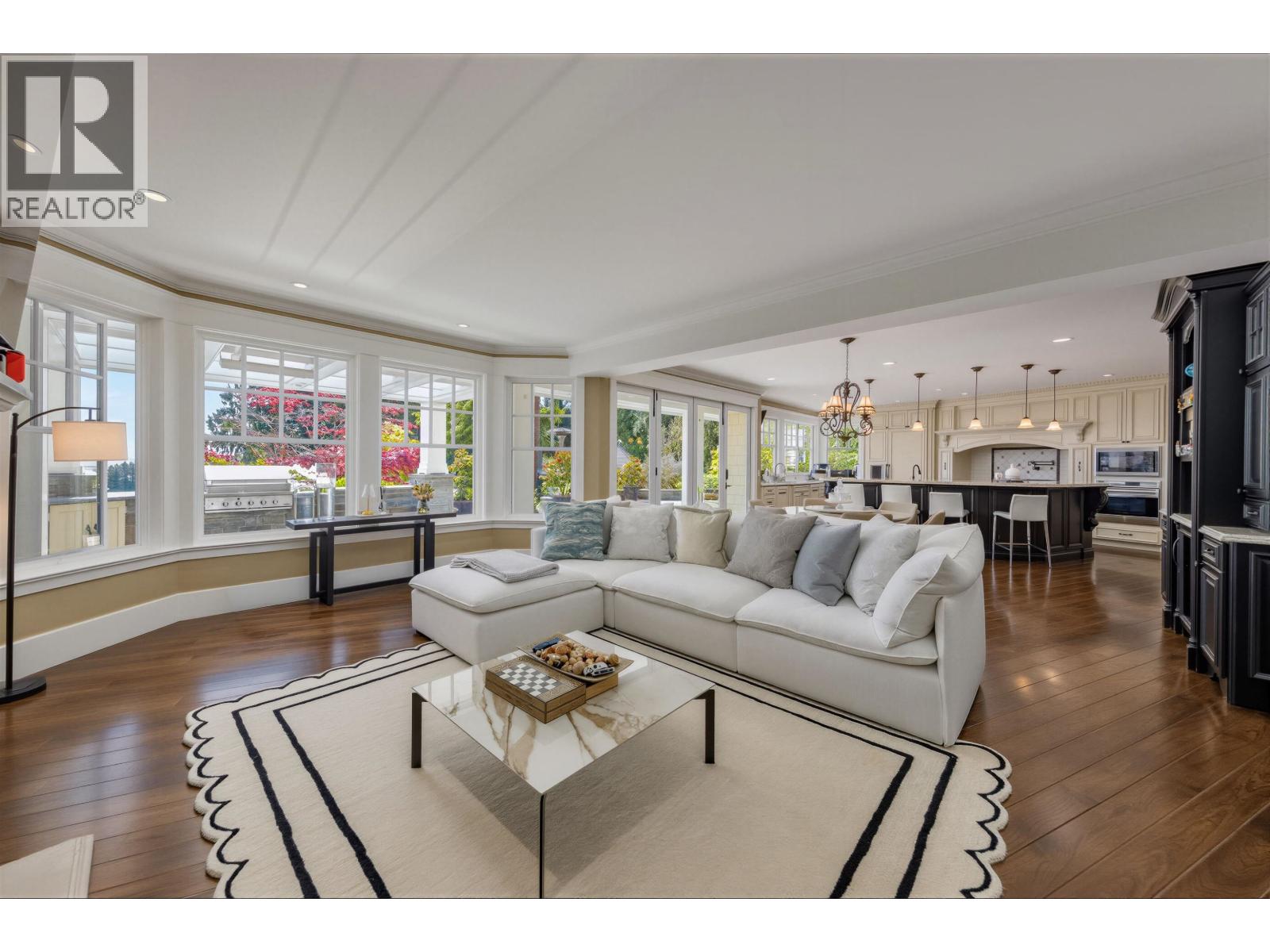 2956 Palmerston Avenue Property Photo 18