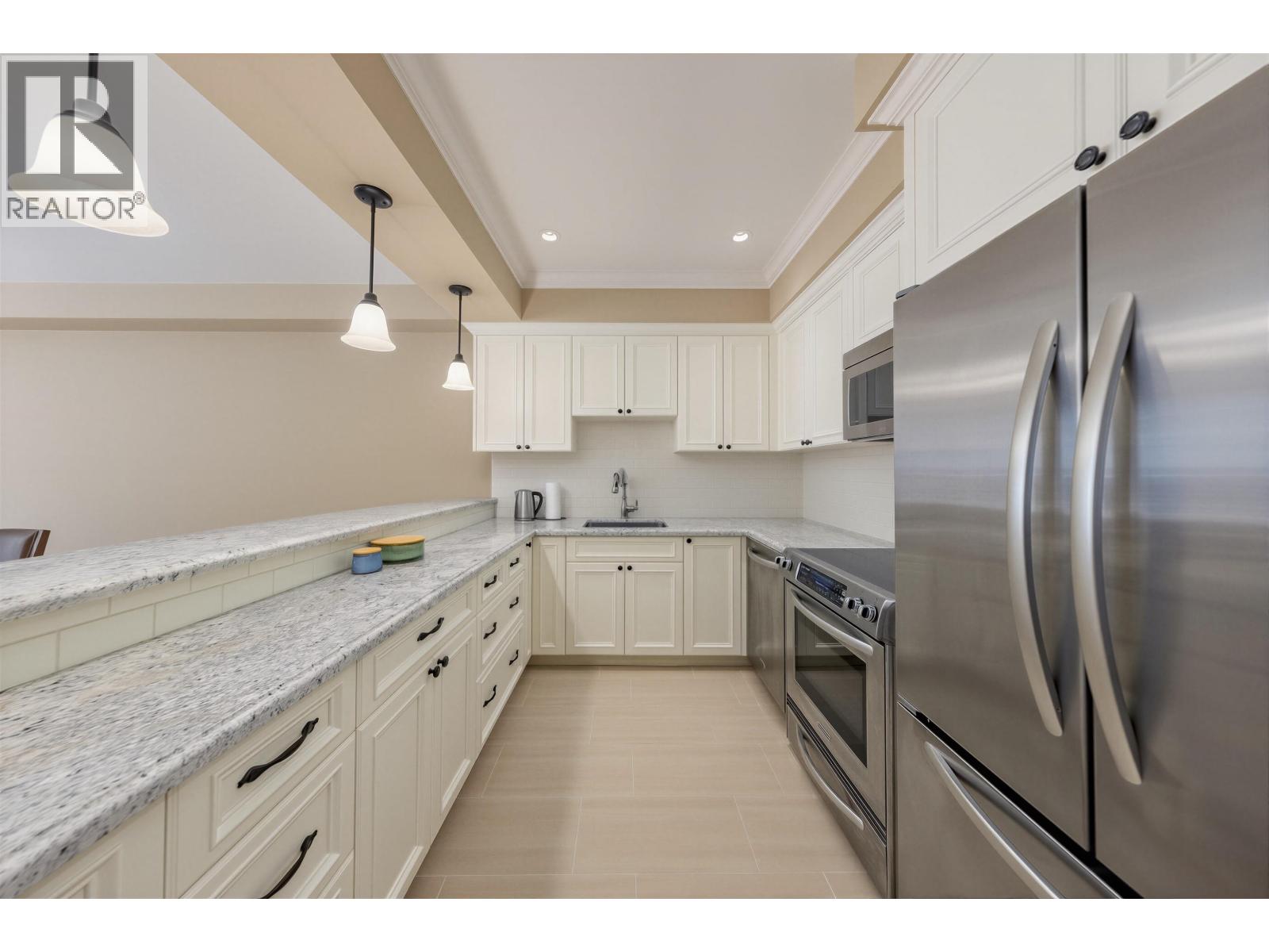 2956 Palmerston Avenue Property Photo 21