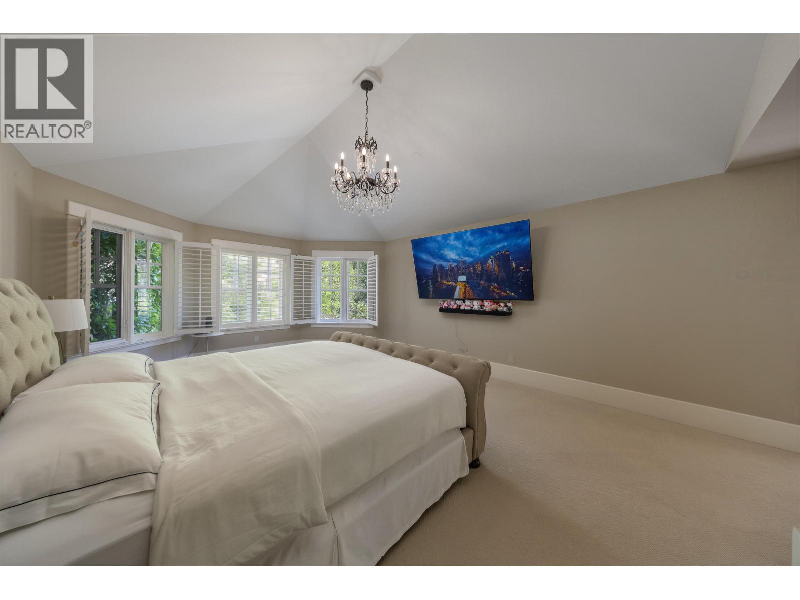 2956 Palmerston Avenue Property Photo 24