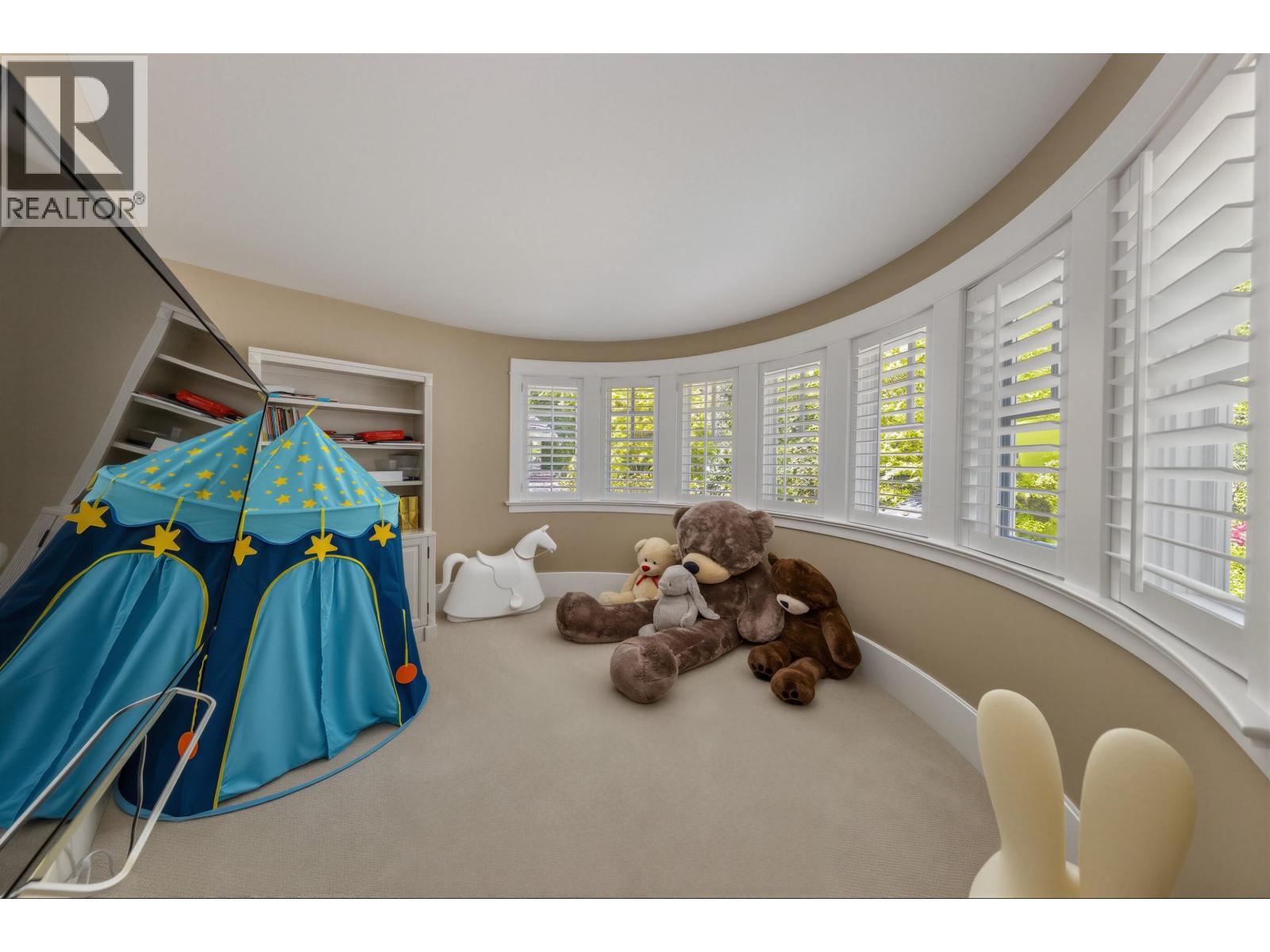 2956 Palmerston Avenue Property Photo 31