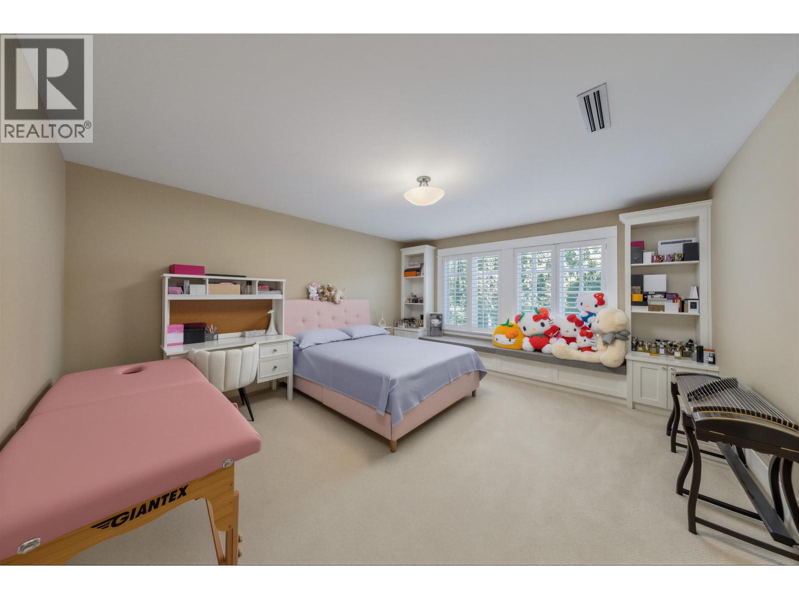 2956 Palmerston Avenue Property Photo 33