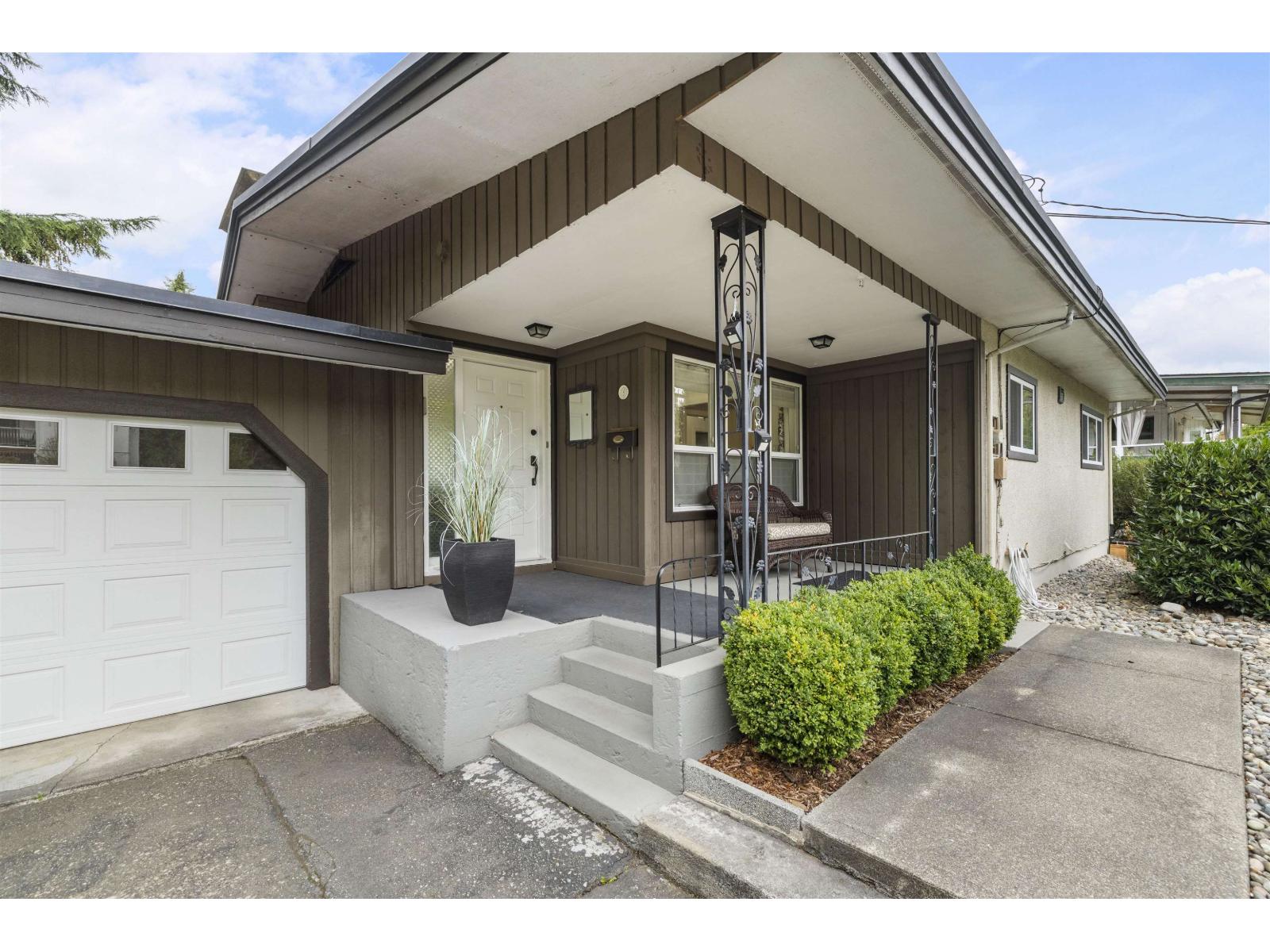 2509 Alderview Street Property Photo 3