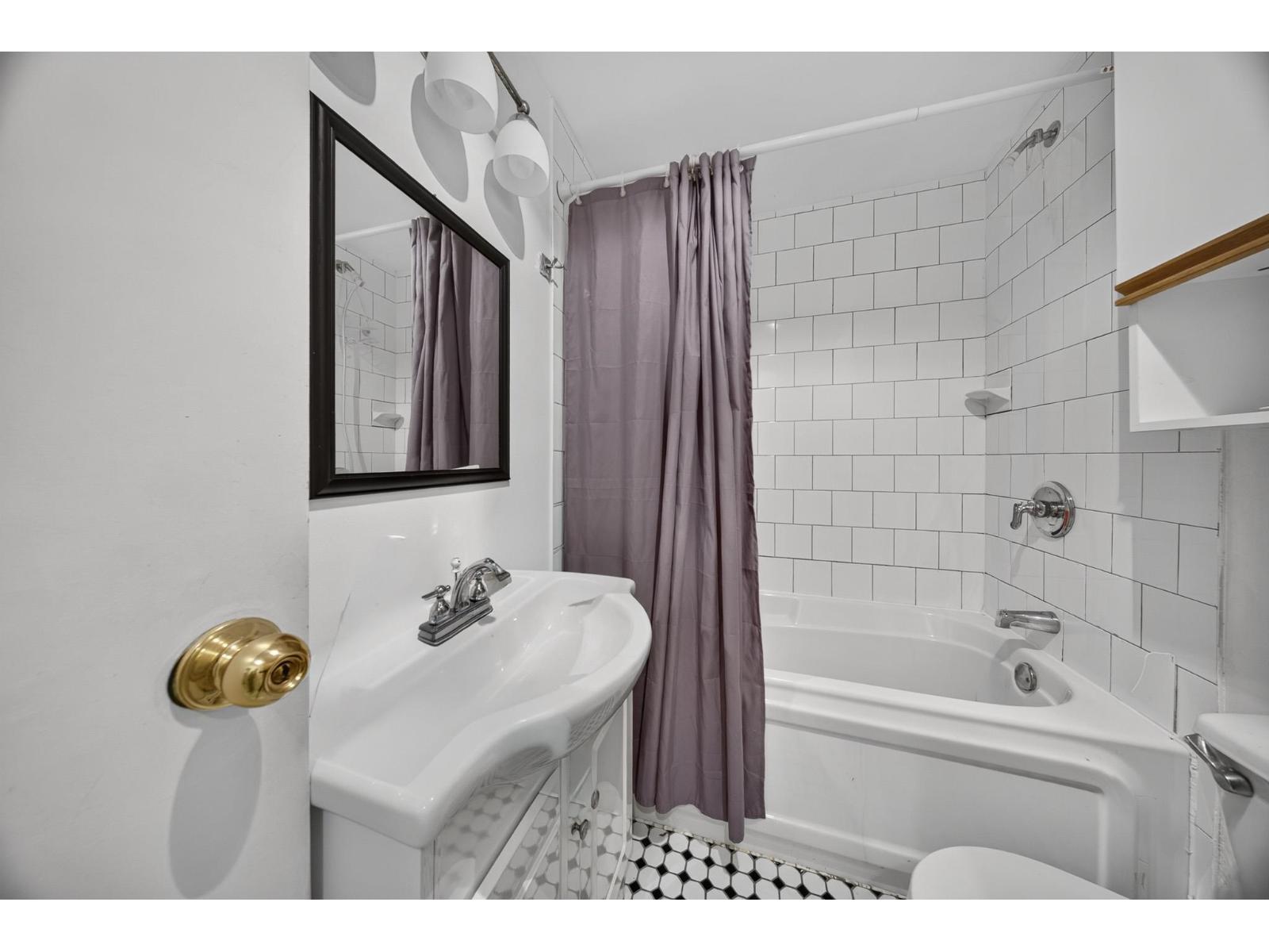45320 Creekside Drive Property Photo 13